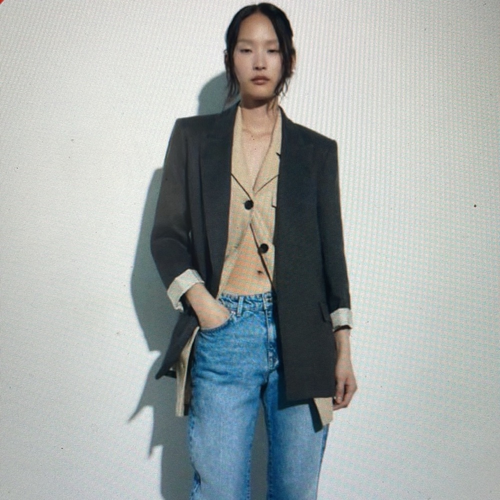 Zara 100% linen Gray Blazer with satin striped lining